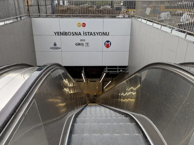 metronun yenibosna i̇stasyonu aktarma istasyonu oluyor