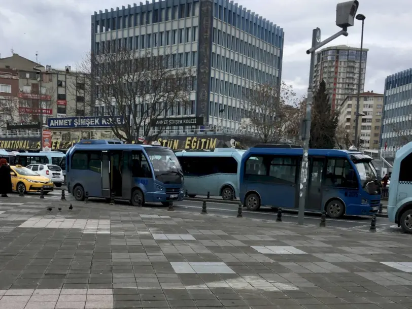 kartal-yeditepe-universitesi-minibus