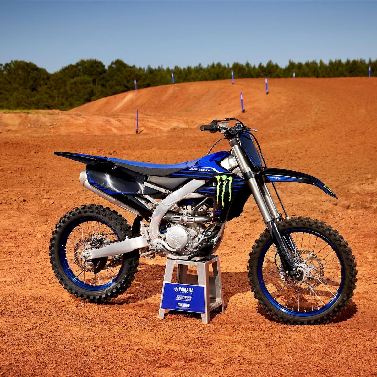 Yamaha YZ450F motosiklet özellikleri ve inceleme Kartal 24