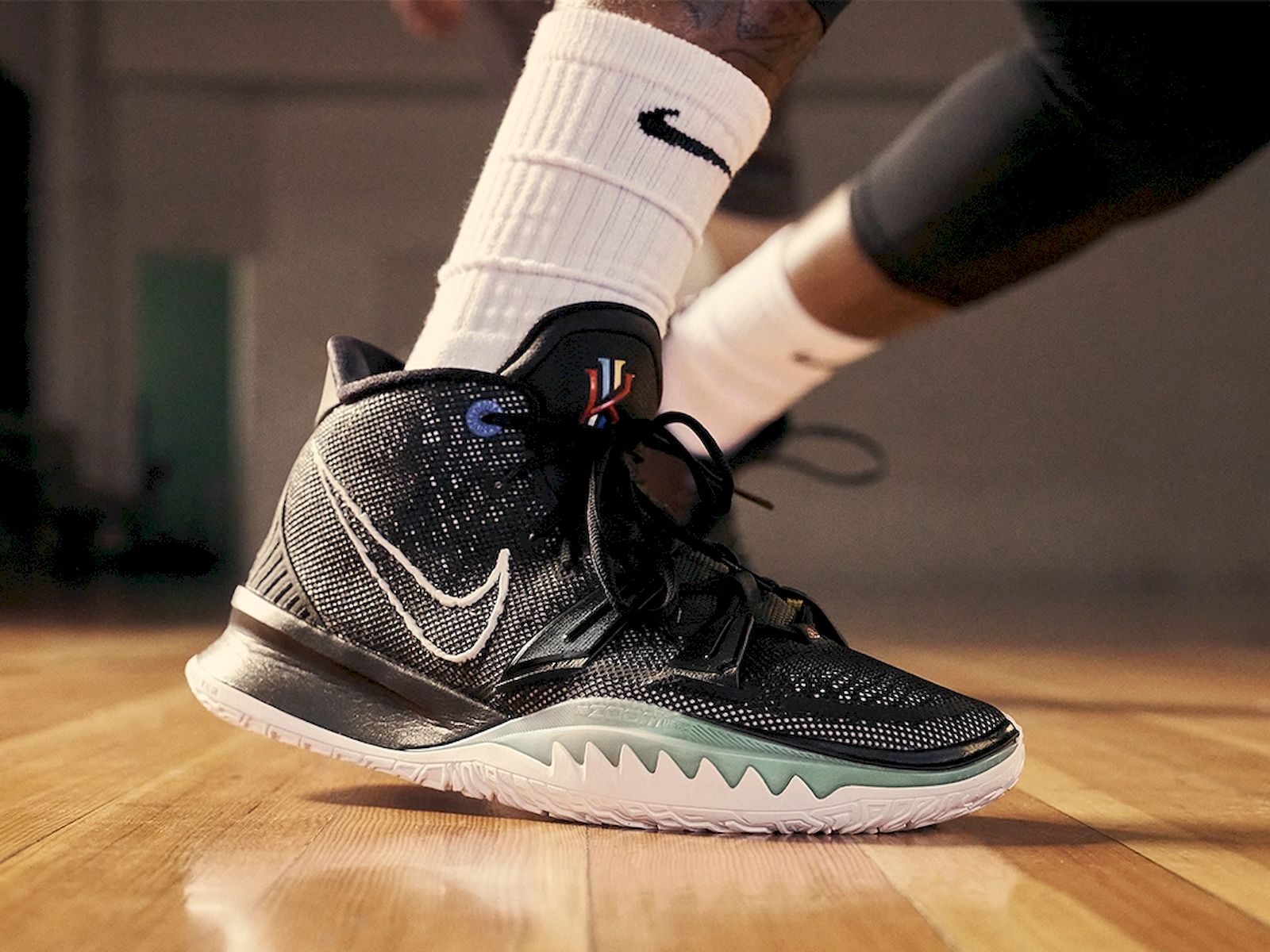 Las zapatillas de baloncesto Nike Kartal