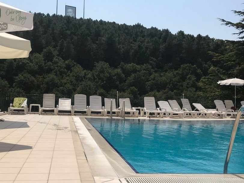 Yeditepe Üniversitesi Yüzme Havuzu